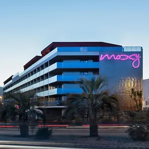 Moxy Hotel La Ciotat